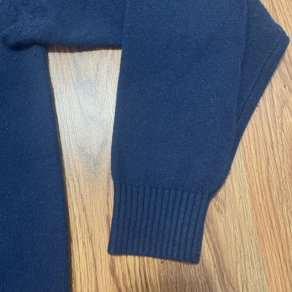 L.L. Bean Sweater Mens Large Tall Lambswool V-Neck Navy Pullover